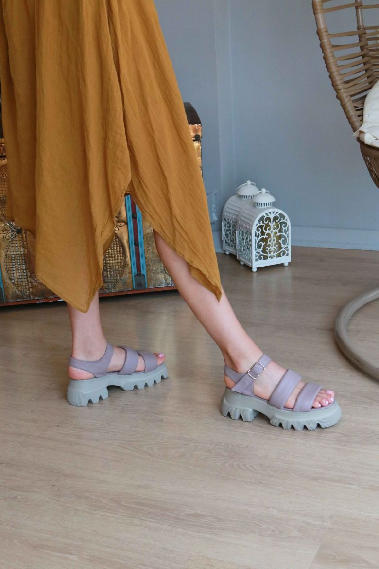 Kemer Detaylı Kalın Taban Hakiki Deri Çift Bantlı Sandalet  VİZON resmi