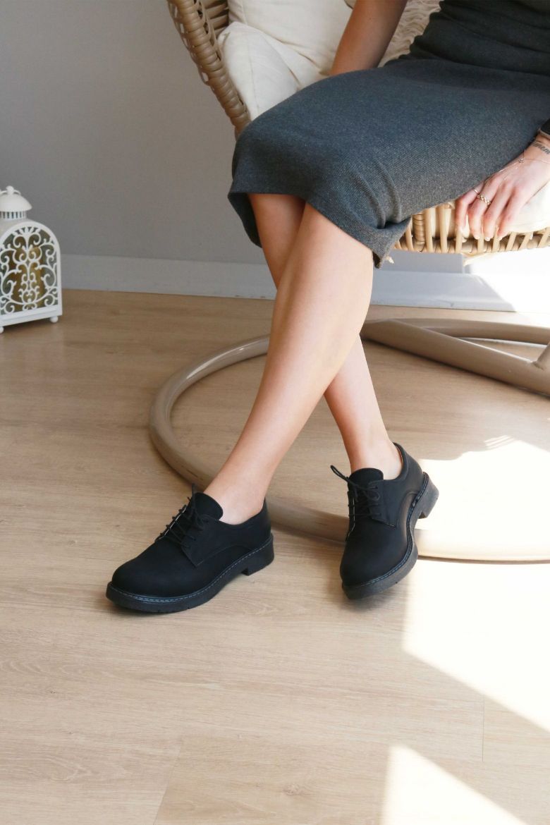 Bağcıklı Düz Taban Kadın Loafer  SİYAH resmi