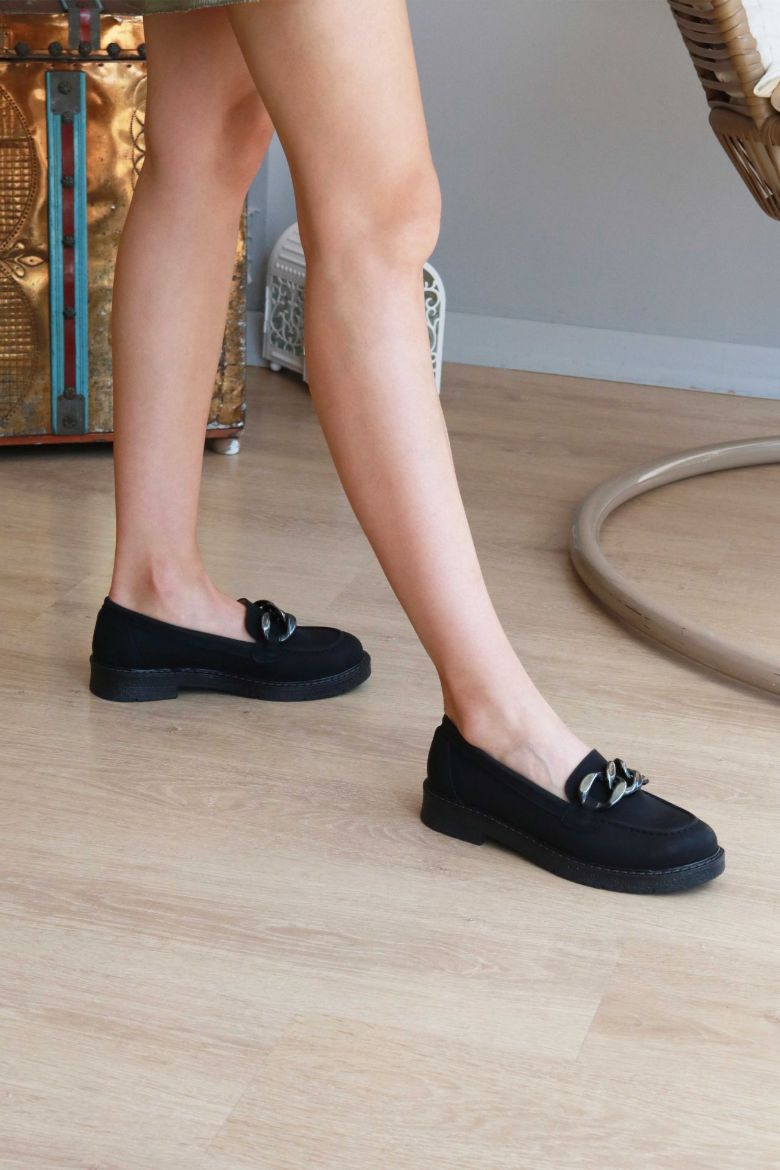 Zincir Detaylı  Düz Taban Kadın Loafer  SİYAH resmi