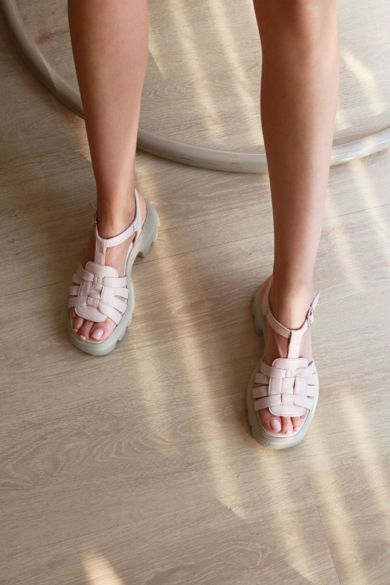 Kemer Detaylı Kalın Taban Hakiki Deri Kadın Sandalet  PUDRA resmi