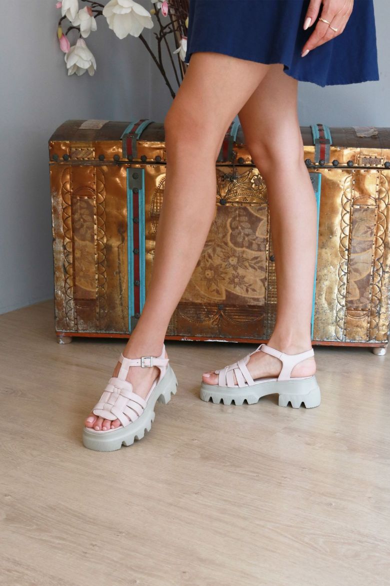 Kemer Detaylı Kalın Taban Hakiki Deri Kadın Sandalet  PUDRA resmi