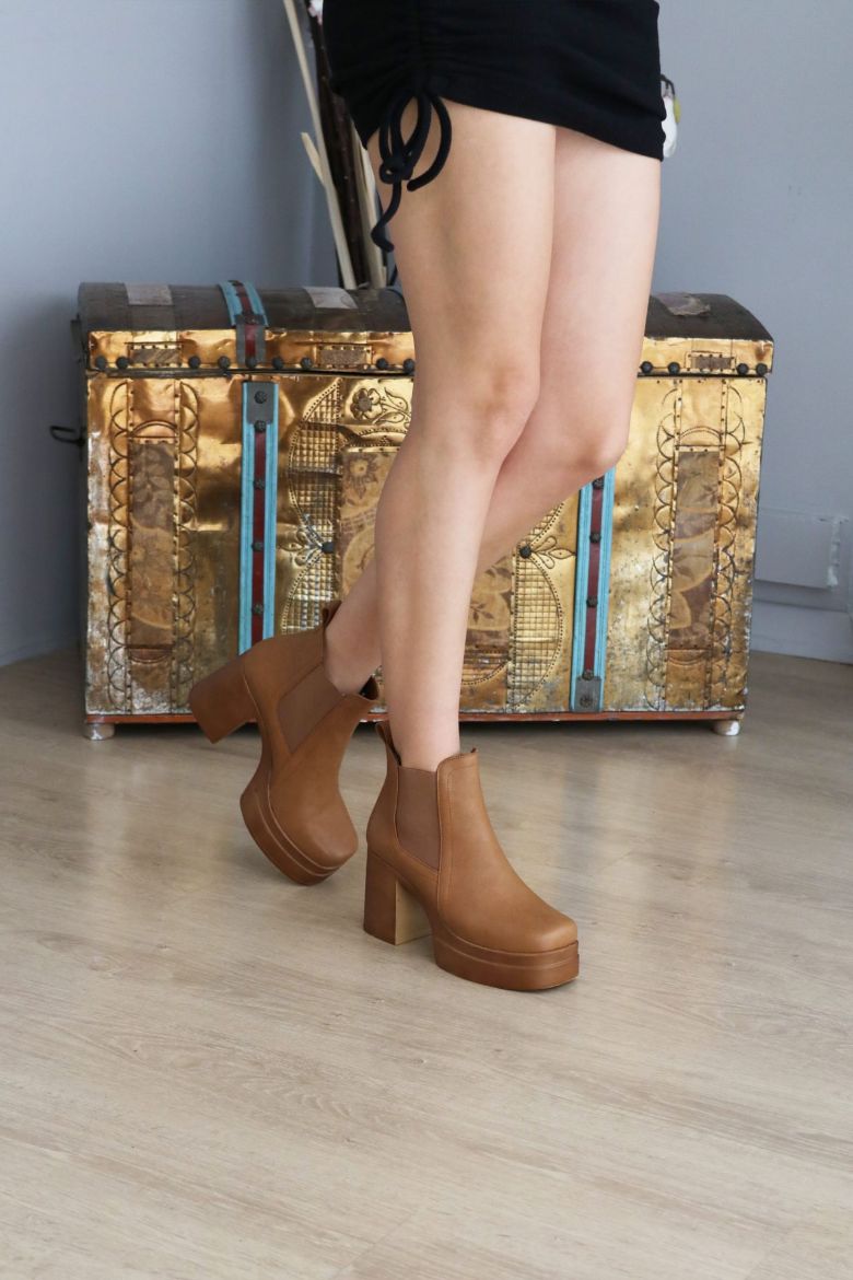 Lastik Detaylı Platform Kalın Topuklu Kadın Bot  TABA resmi