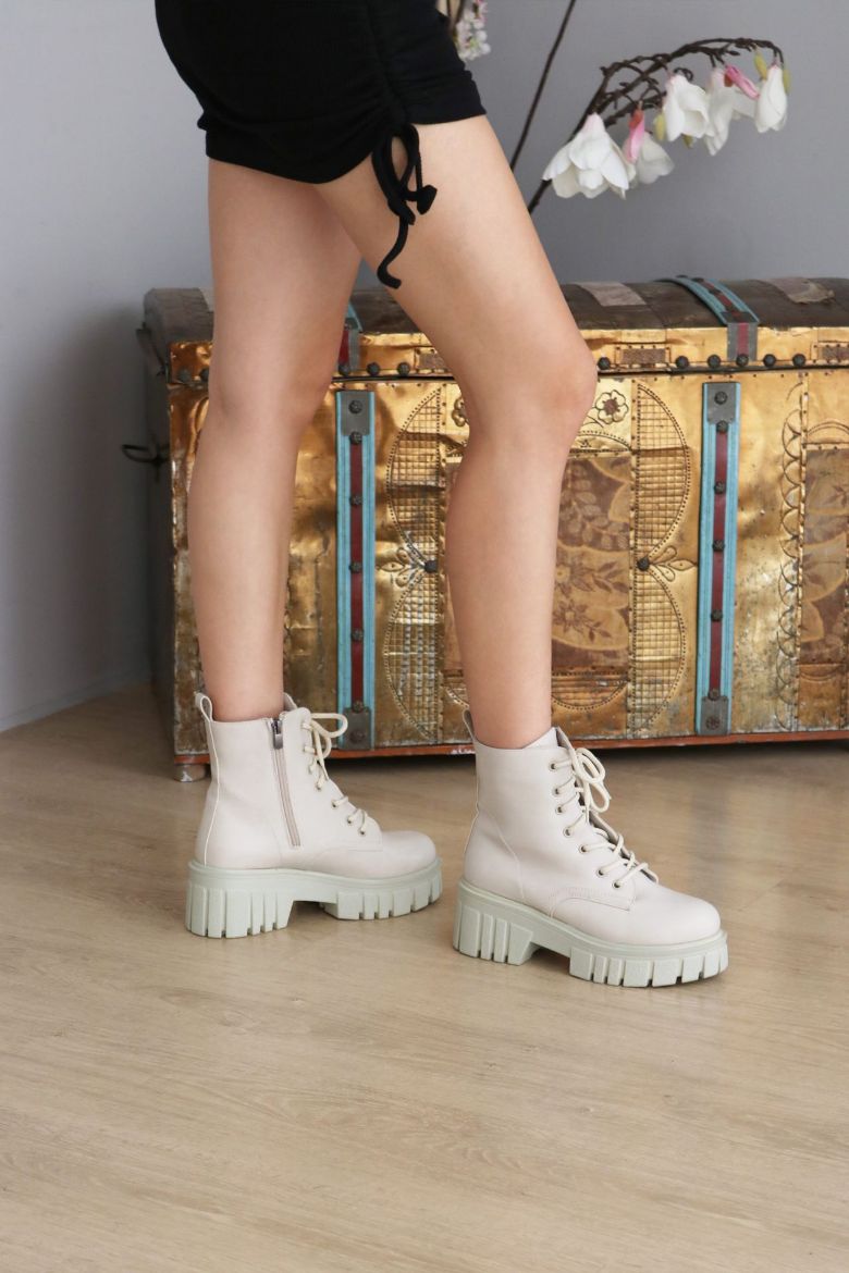 Bağcıklı Kalın Taban Kalın Topuklu Kadın Bot  TEN  resmi