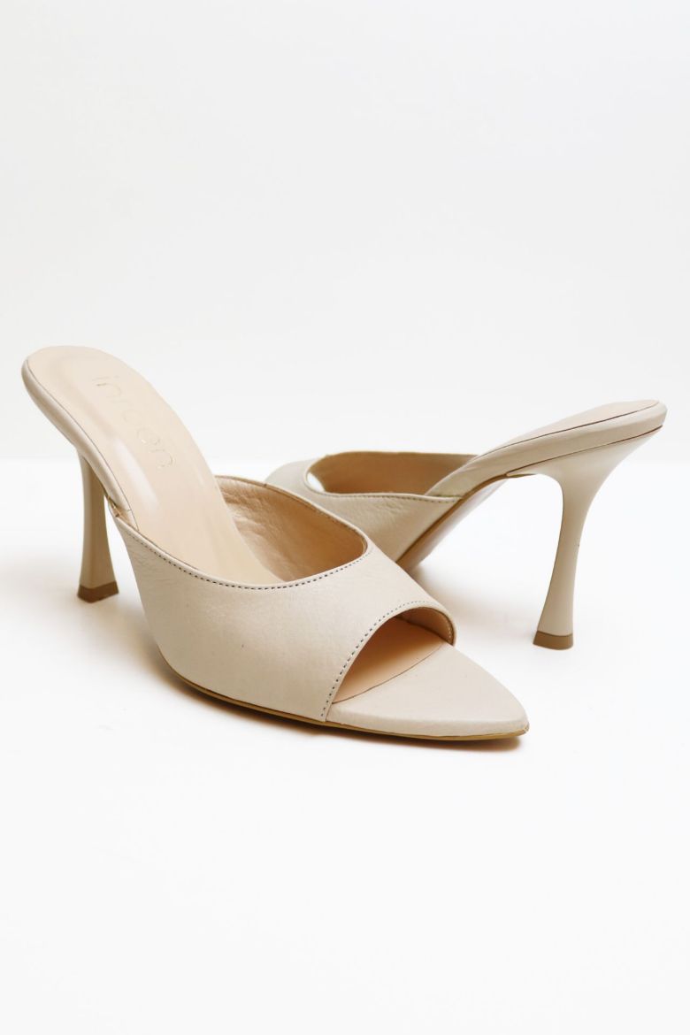 Sivri Burun Hakiki Deri Topuklu Terlik  TEN  resmi