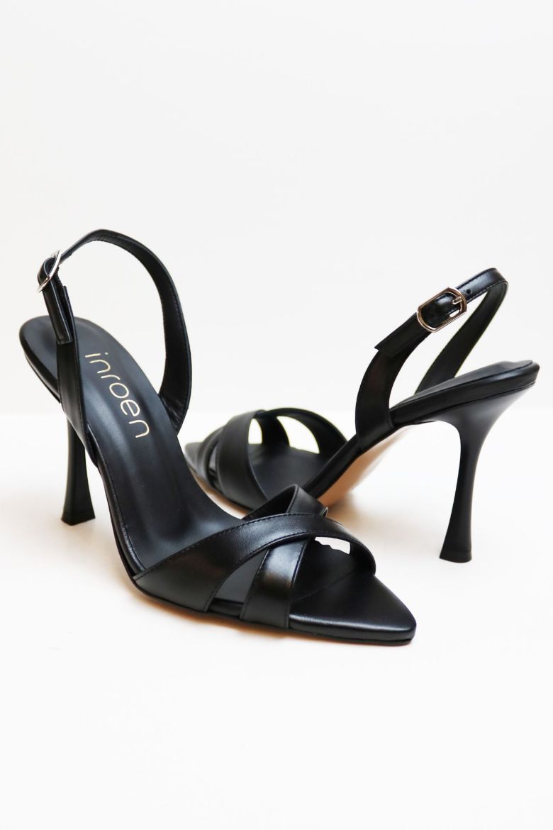 Sivri Burun Çapraz Bantlı Hakiki Deri Topuklu Ayakkabı  SİYAH resmi