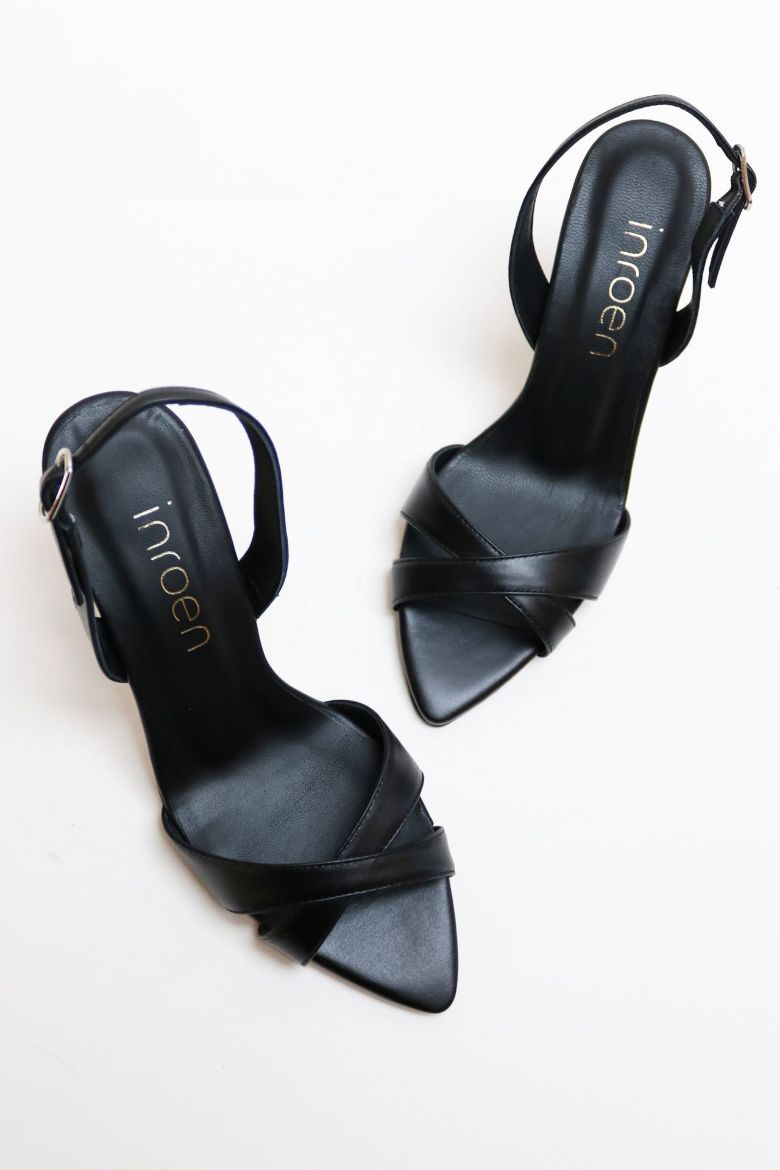 Sivri Burun Çapraz Bantlı Hakiki Deri Topuklu Ayakkabı  SİYAH resmi