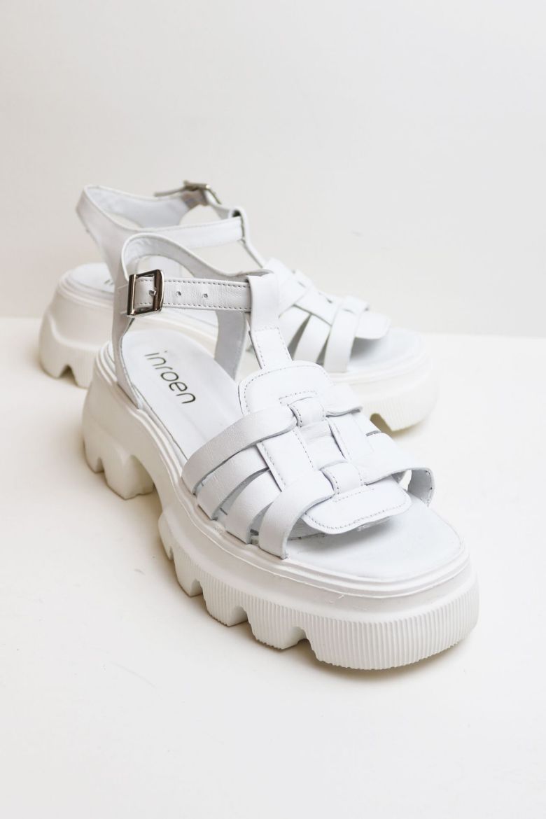 Kemer Detaylı Kalın Taban Hakiki Deri Kadın Sandalet  BEYAZ resmi