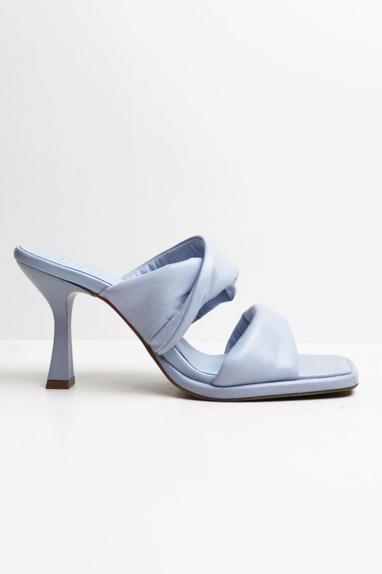 Bantlı Küt Burun Arkası Açık Kadeh Topuk Topuklu Ayakkabı  MAVİ resmi