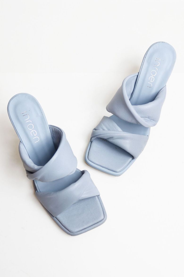 Bantlı Küt Burun Arkası Açık Kadeh Topuk Topuklu Ayakkabı  MAVİ resmi