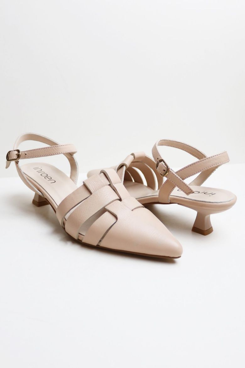 Kemer Detaylı Sivri Burun Hakiki Deri Kısa Topuklu Ayakkabı  TEN  resmi