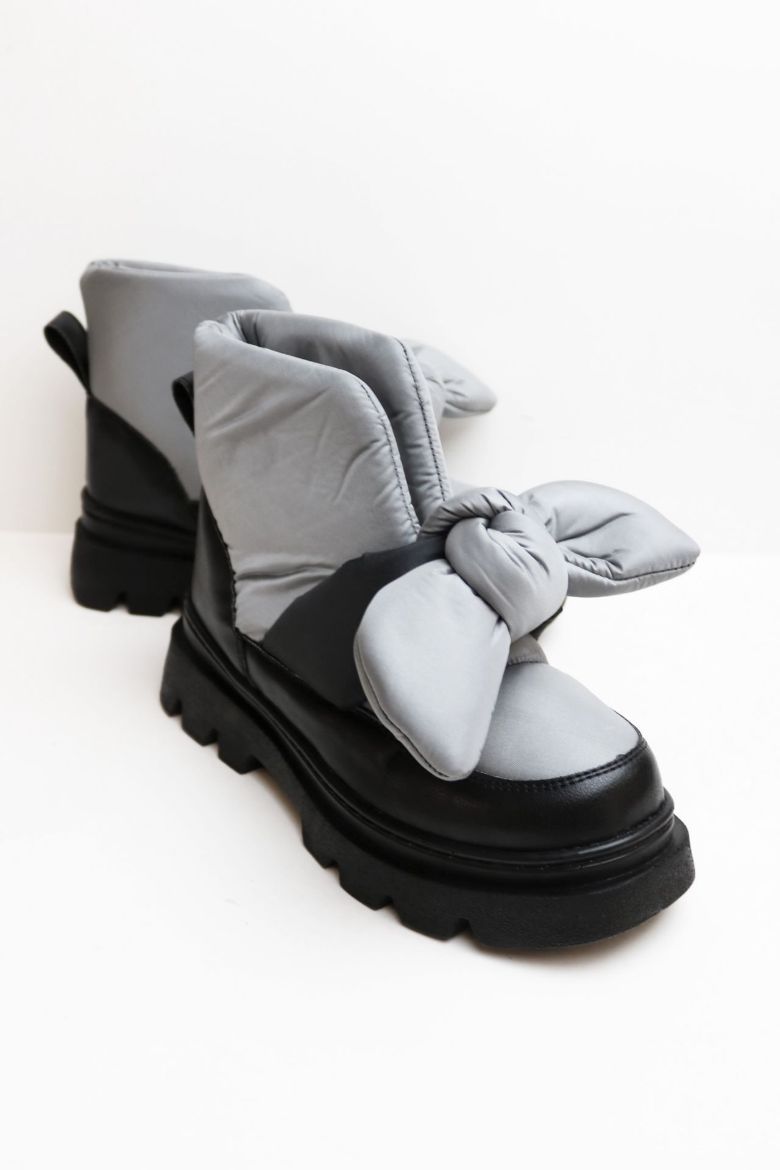 Fiyonk Detaylı Kalın Taban Kapitone Dalgıç Kumaş Kadın Bot  SİYAH GRİ resmi