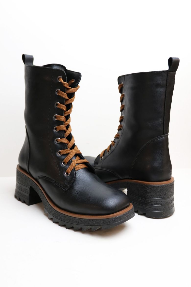 Bağcıklı Kaydırmaz Taban Kadın Bot  SİYAH resmi