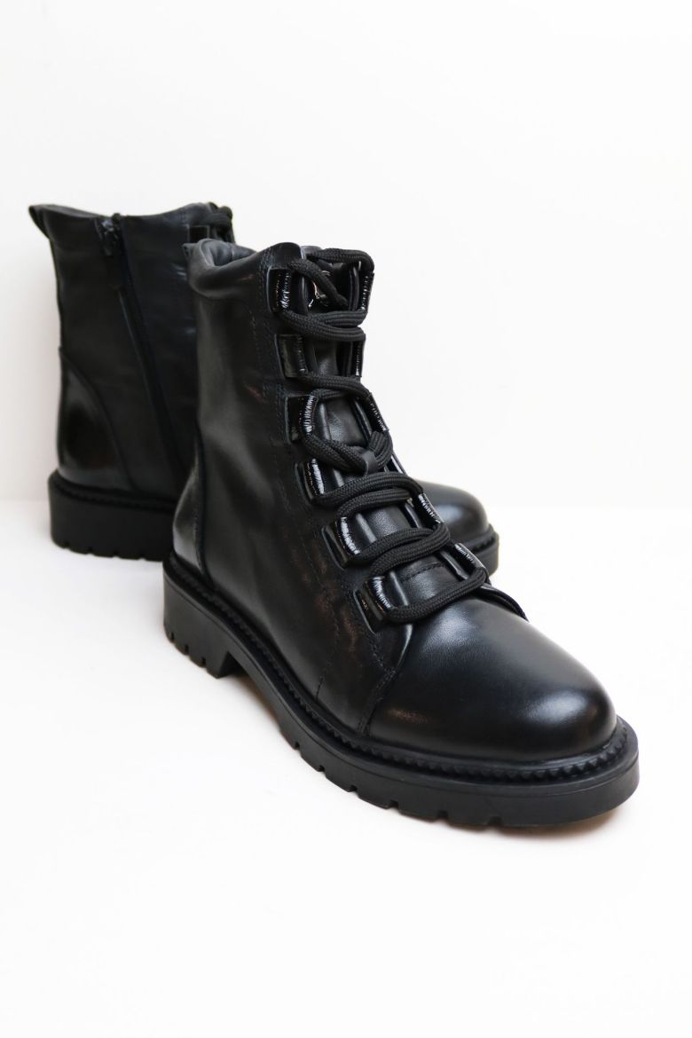 Bağcıklı Fermuarlı Kaydırmaz Taban Hakiki Deri Bilek Boy Bot  SİYAH resmi