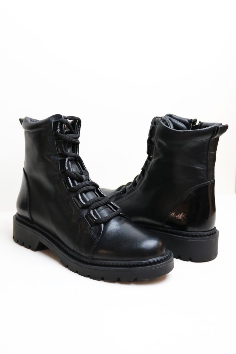 Bağcıklı Fermuarlı Kaydırmaz Taban Hakiki Deri Bilek Boy Bot  SİYAH resmi