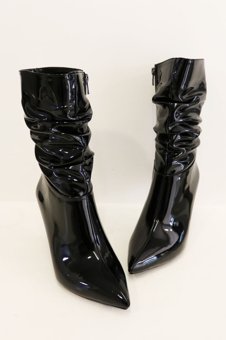 Büzgü Detaylı Sivri Burun Kadeh Topuklu Kadın Bot  SİYAH RUGAN resmi